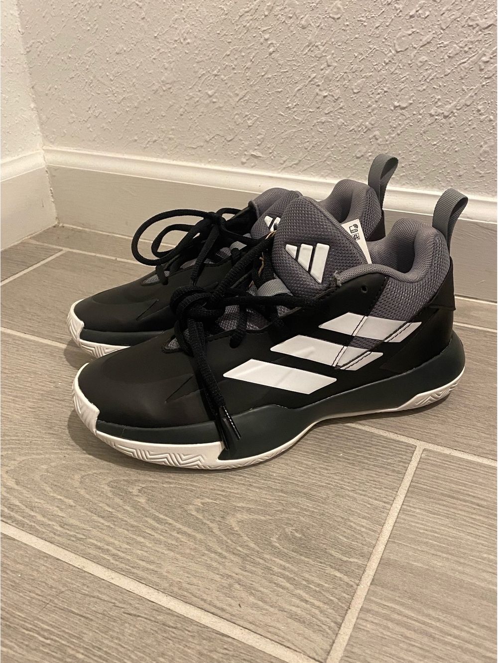 Adidas Cross Em Up Select J Basketball Shoes Size 3.5 Youth